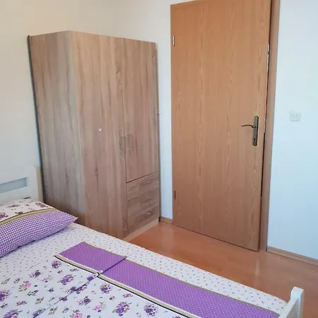 Appartement Vera By The Sea *