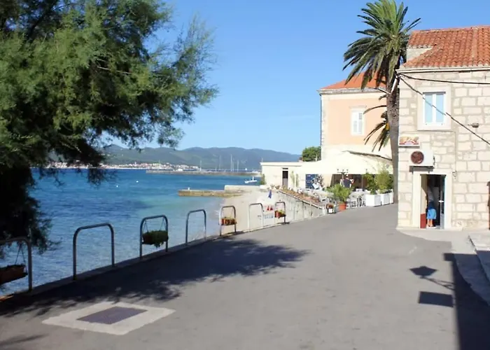 Apartment Vera By The Sea *