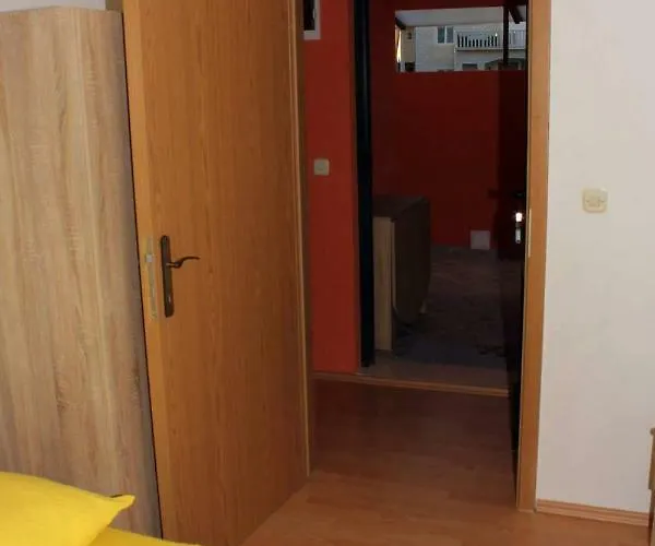 Vera By The Sea Apartment Orebić
