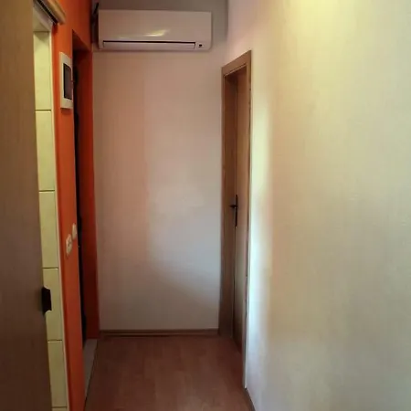 Vera By The Sea Апартаменты